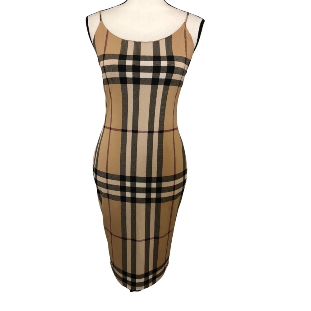 Windsor dress size M